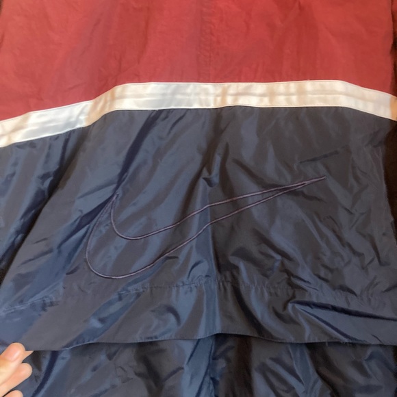 Men’s Nike Track Windbreaker Jacket Large Red/Blue - Picture 8 of 8
